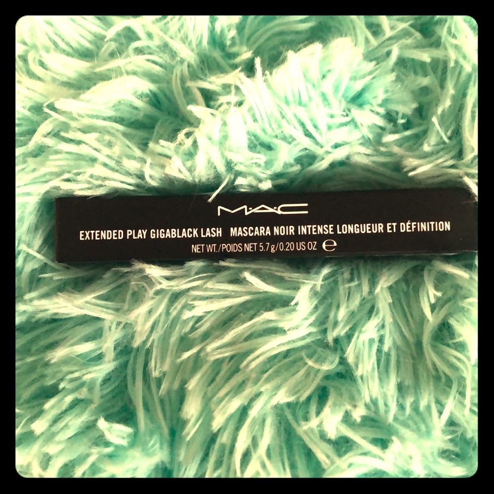 Mac eyelash enhancement mascara
